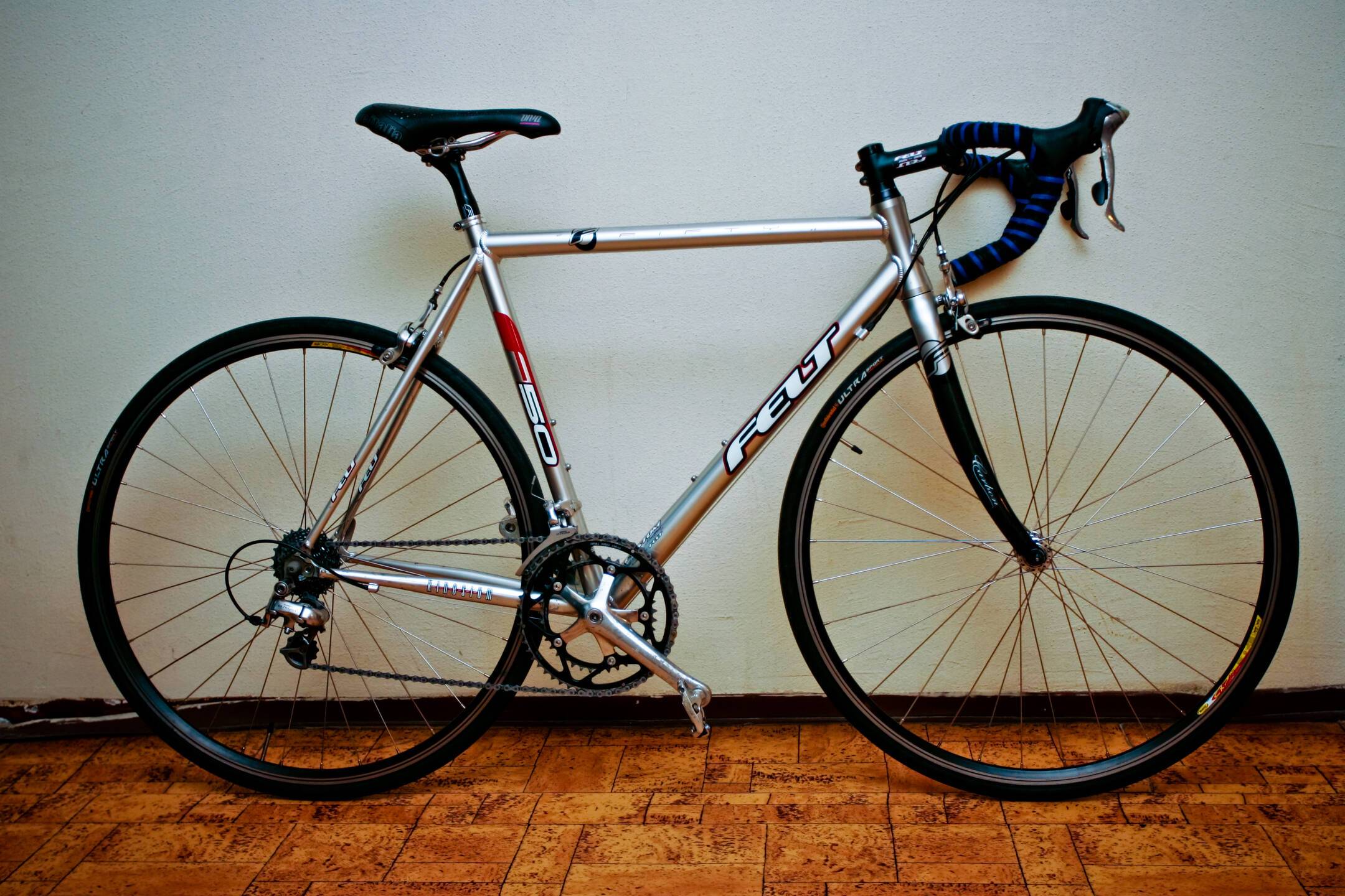 felt f50 road bike