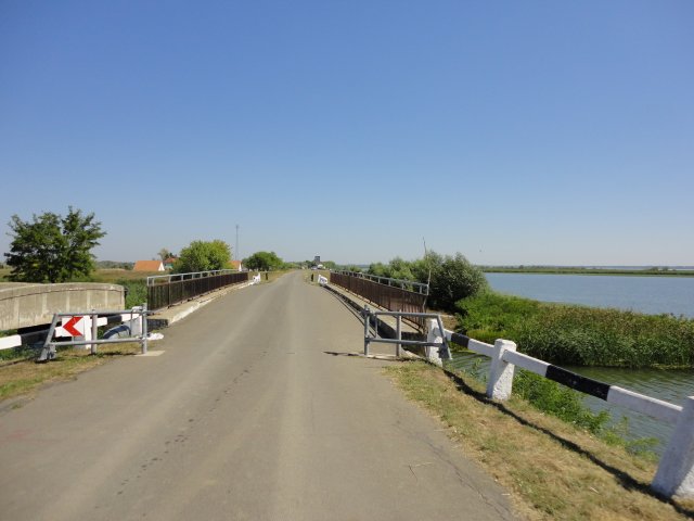Tisza tó, avagy víz, bicikli, sör, meleg #88