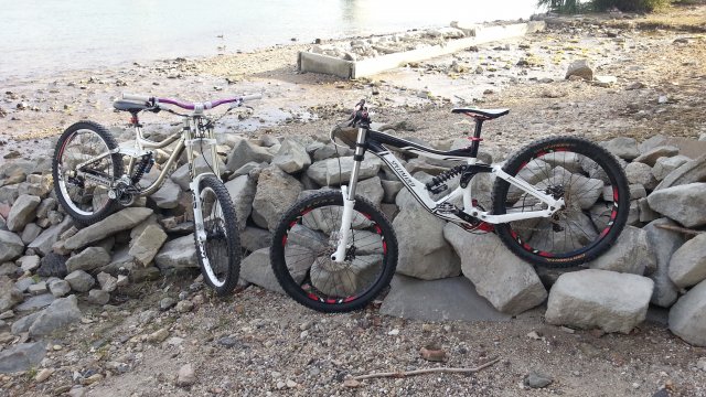 2011 Kona Operator FR #12