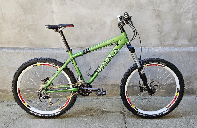 Kona Stuff   "újra" #59