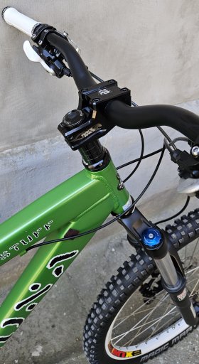 Kona Stuff   "újra" #64