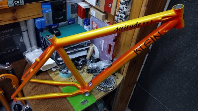 Klein Attitude Race '98 #60