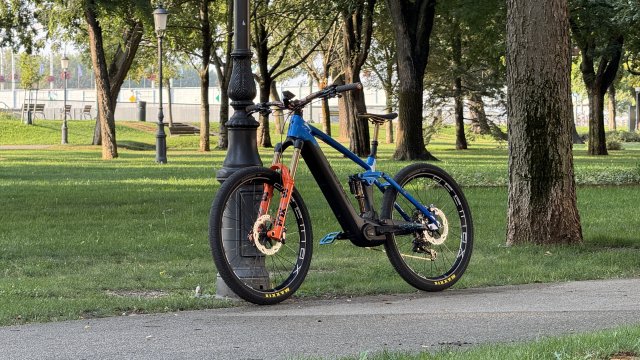 Cube Stereo Hybrid 160 HPC Actionteam #34